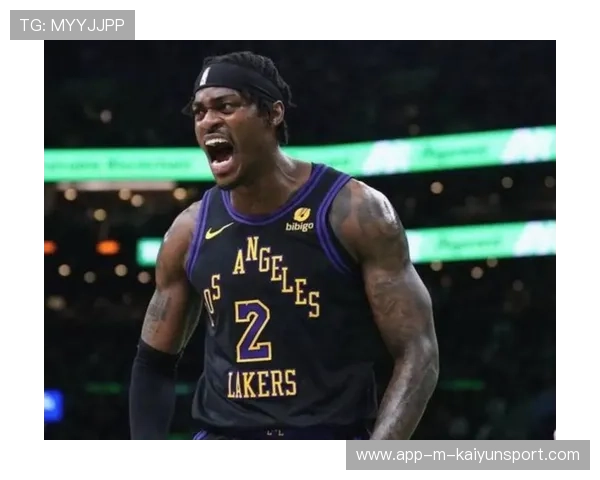 湖人队努力拼搏，力争进入季后赛，湖人队2022